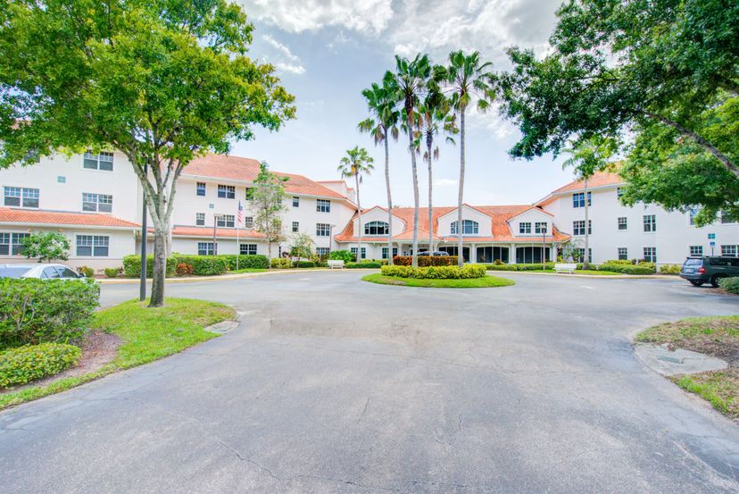 The 9 Best Independent Living Communities in Venice, FL Seniorly